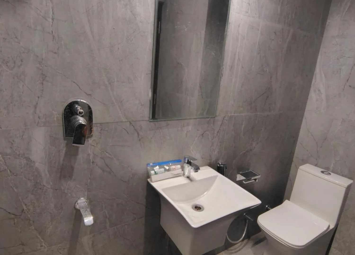Hotel Puri Inn Benares